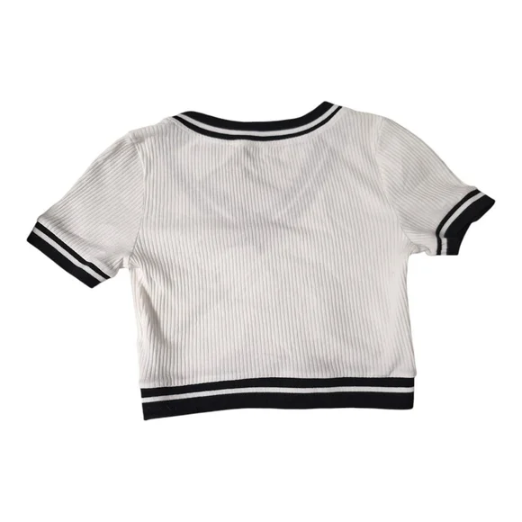 White and Black Crop Top - Large - Picture 2 of 4